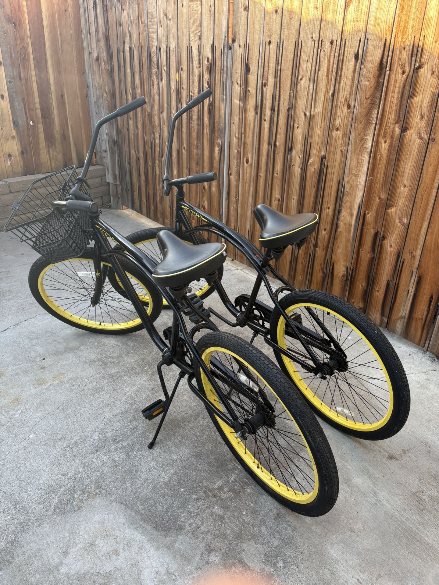 Felt - Rockstar Beach Cruisers, Willing To Separate