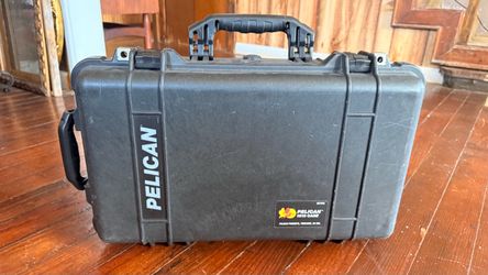 Pelican 1510 Wheeled Travel Hard Case