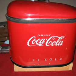 Coca Cola Vintage Syrup Dispenser Red 1930s-1940s w/Lid & Handle Excellent Condition