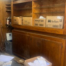 Oak Display Cabinets In Really Good Condition 