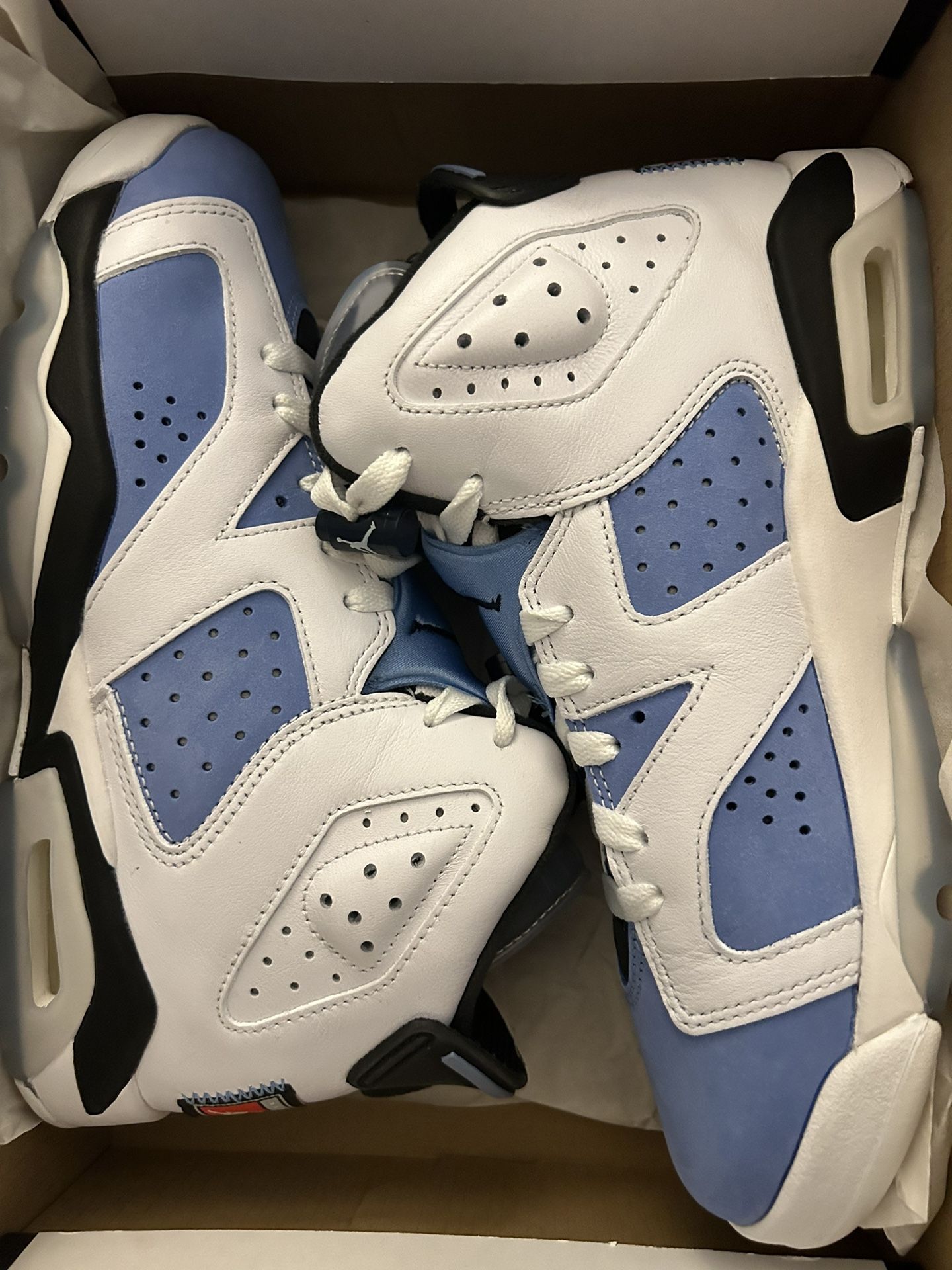 Jordan 6 Unc Blue