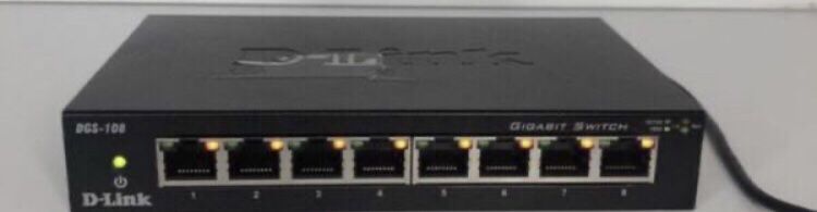 D-Link 8 Port Gigabit Unmanaged Metal Desktop Switch (DGS-108)