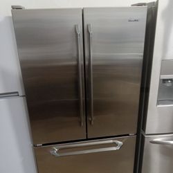 French Door Stainless Steel Bottom Freezer Pull Out With Water And Ice Inside Price To Sell Today U-Haul