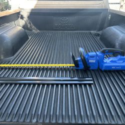 Kobalt Gen4 40v 24-in Battery Hedge Trimmer **Tool Only**