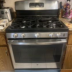 GE Stove