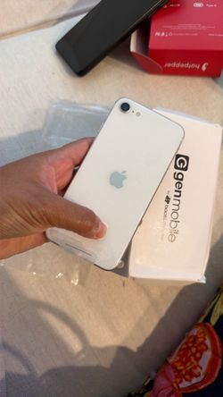 iPhone SE 128 GB * Gov phone , SIM card with 1 year service !