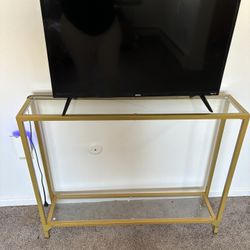 Table And Tv 