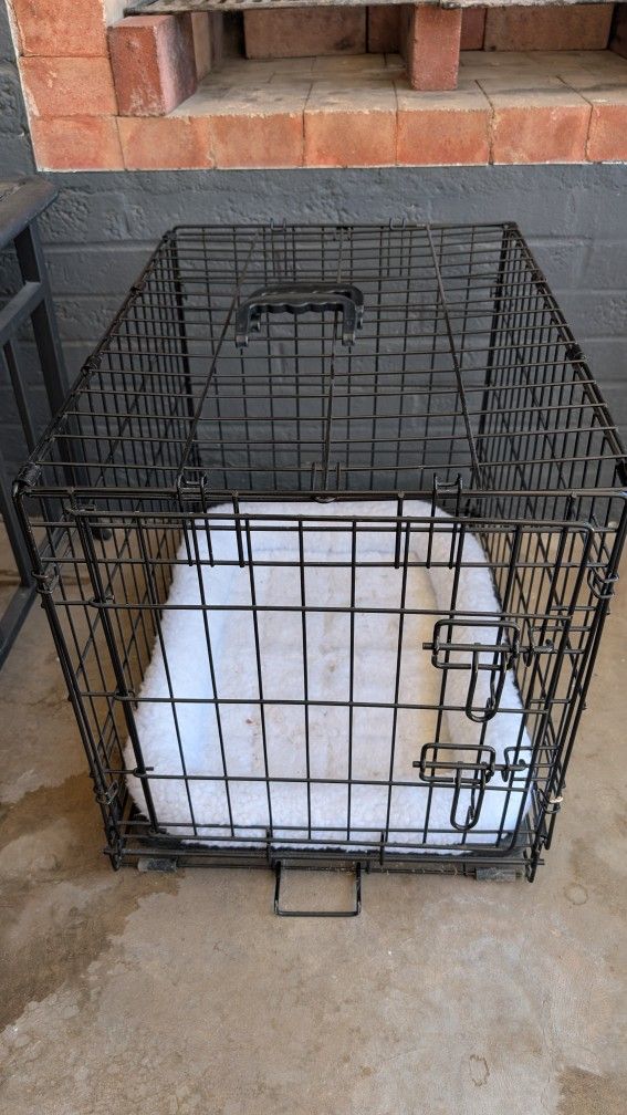 Dog Crate - 24" X 17" X 19"