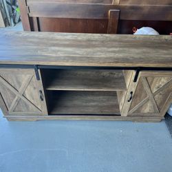 TV Stand Like New
