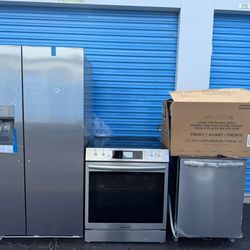 Complete set of Frigidaire stainless steel kitchen appliances (combo)