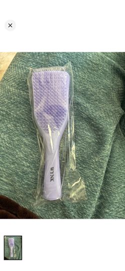 Wynk detangling Brush