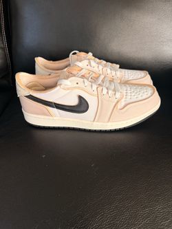 Nike Air Jordan 1 Low Sneakers