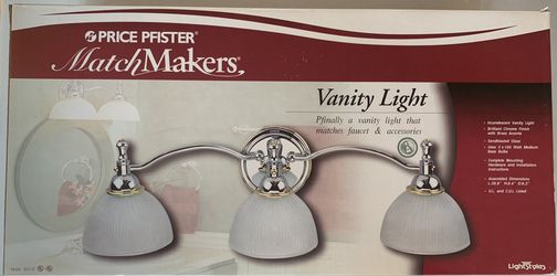 Price Pfister 30” Bathroom Vanity Light NIB