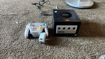 Gamecube with wave bird controller and receiver
