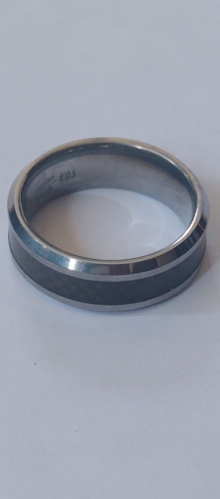 TUNGSTEN CARBIDE RING 10.5