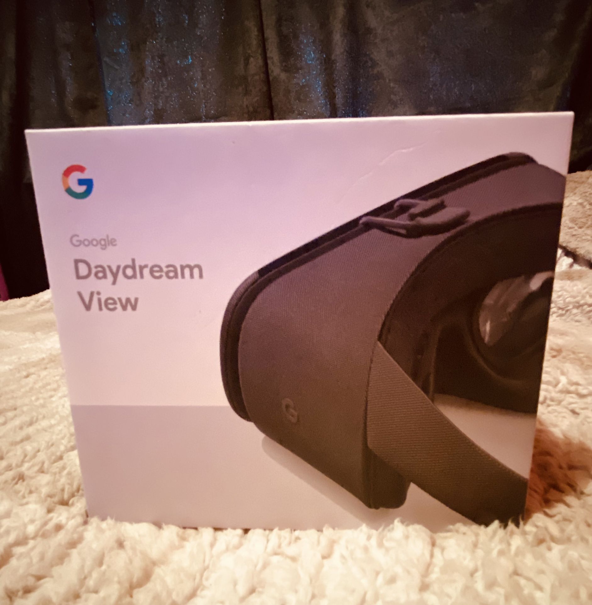 Google Daydream View Vr Headset. New Never Opend.