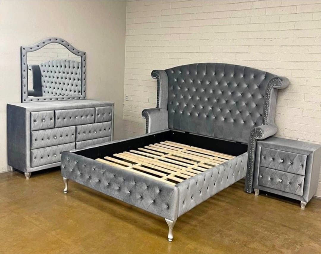 Grey Velvet Bedroom Set Glam Luxury Bed Set 4 Pieces