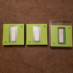 IPOD 1ST GENERATION SHUTTLE