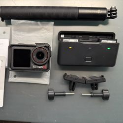 DJI Osmo Action 5 Pro Adventure Combo - Like New
