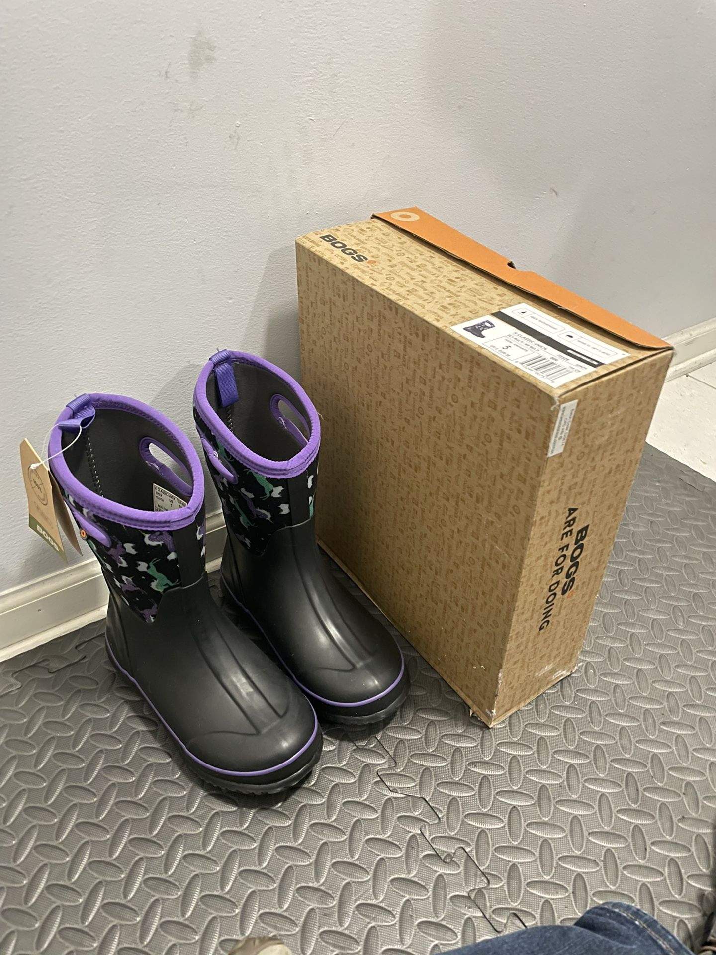 Bogs Snow Boots - Kids Classic Unicorn