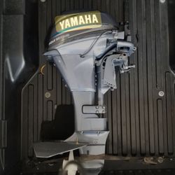 2014 Yamaha 15 HP Outboard Tiller Motor Marine Engine