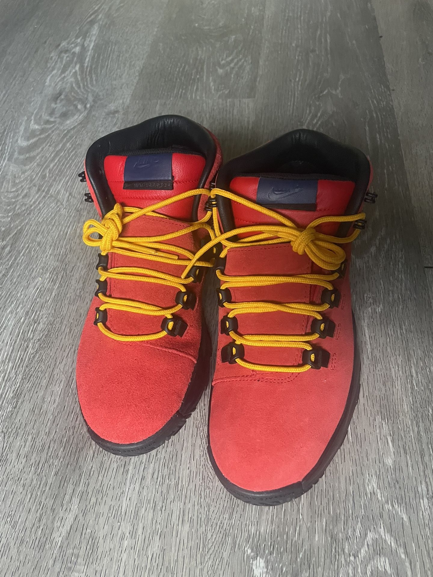 Nike Cygnal