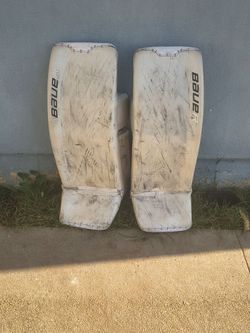 Goalie pads