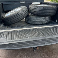 3 Tires And Rims For Land Rover Pirelli Scorpion 235/65r19 In Great Condition 