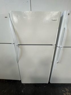 Refrigerator Frigidaire 30”