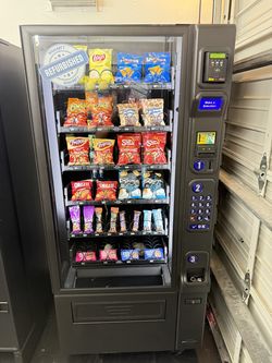 Snack Vending Machine