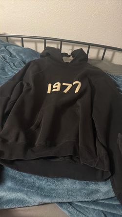 1977 essstinals hoodie