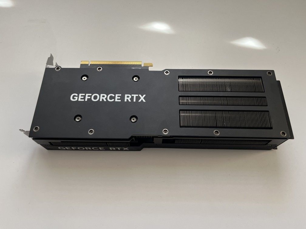GeForce RTX 4070 TI 12GB