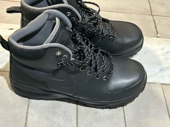 Nike   Size  10