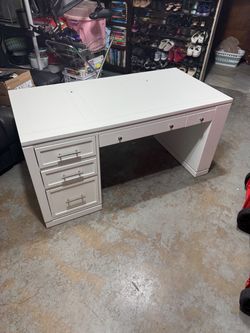 White Wood Desk with Drawers