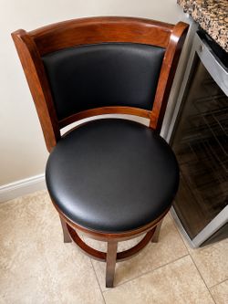 Swivel Stool