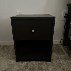 Small End, Table One Drawer