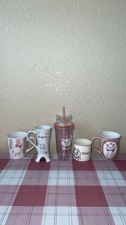 Variety of Marie cups