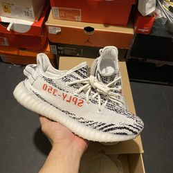 Adidas Yeezy 350 Zebra size 9.5 VNDS