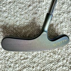 Scotty Cameron Bullseye Flange Putter