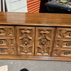 Thomasville vintage dresser Spanish Mediterranean style sideboard buffet credenza L75”*D19”*H31”(address in description)