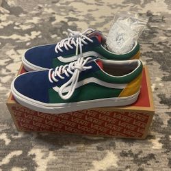 Yacht Club Vans