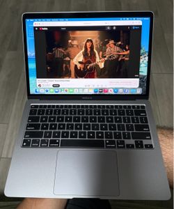 MacBook Air M1