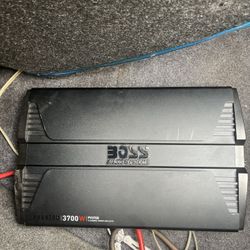 3700w 5 Channel Amp . 