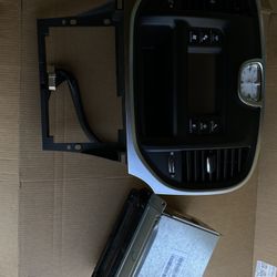 Chrysler (contact info removed) Radio