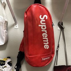 Supreme Cross Bag