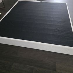 King Size Matres Box Like New