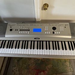 Yamaha YPG-235 Keyboard (LIKE NEW!)