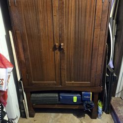 Armoire Cabinet 