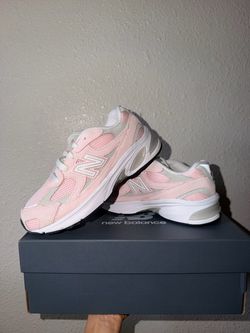 Girls pink grey new balance 2010 lace