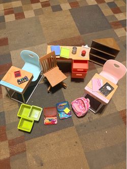 Our Generation school classroom pieces